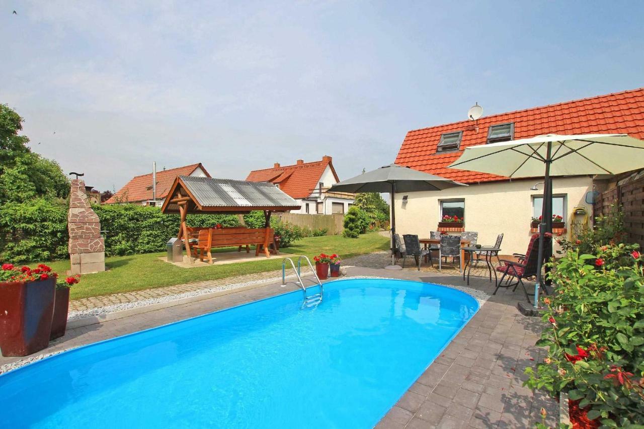 Ferienhauser Mit Pool Kummerow Schw 1010 외부 사진