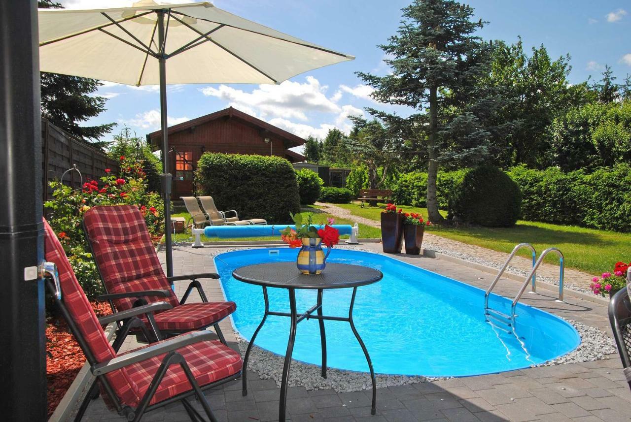 Ferienhauser Mit Pool Kummerow Schw 1010 외부 사진